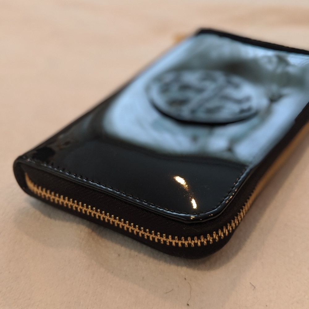 Tory Burch Patent Leather Continental Zip Wallet